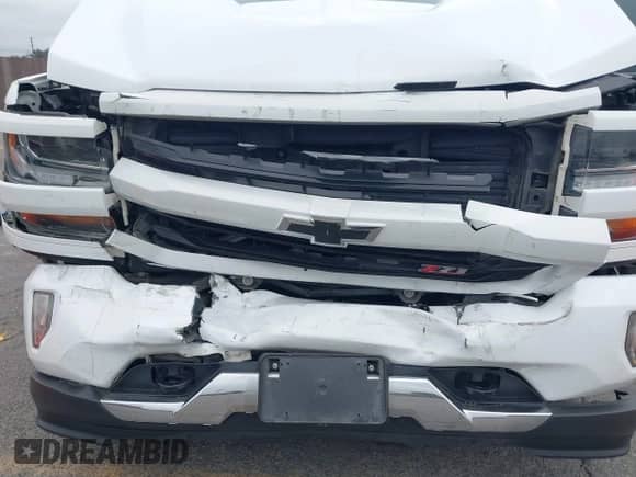 2017 Chevrolet Silverado 1500 LT с VIN 1GCUKRECXHF219494, выставлен на аукционе IAAI как лот 42068897 с пробегом 102 812 миль миль и . История ставок и продаж доступна на DreamBid. Изображение 6.