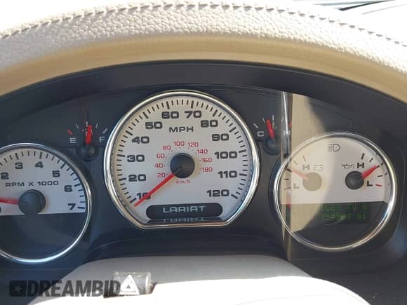2007 Ford F-150 XLT с VIN 1FTPW12507KB22951, выставлен на аукционе IAAI как лот 43241045 с пробегом 154 901 миль миль и . История ставок и продаж доступна на DreamBid. Изображение 7.