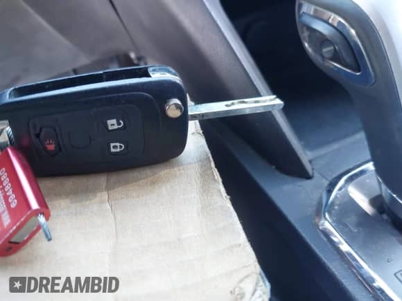 2012 Chevrolet Equinox LS with VIN 2GNALBEKXC6364057, listed as a IAAI auction lot 43440199 with 118,819 mi miles and . Bid and sale history available at DreamBid. Image 11.