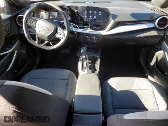 2024 Chevrolet Trax 1RS с VIN KL77LGE22RC210262, выставлен на аукционе Copart как лот 83953965 с пробегом 8 526 миль миль и Списание • Salvage title. История ставок и продаж доступна на DreamBid. Изображение 8.