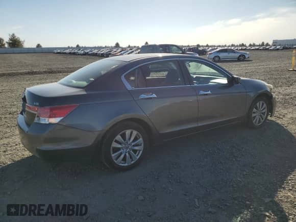 2012 Honda Accord EX z VIN 1HGCP3F75CA001157, wystawiony jako Copart lot #85889045 z przebiegiem 72 363 mil mil oraz Szkoda całkowita • Salvage title. Historia ofert i sprzedaży dostępna na DreamBid. Obrazek 3.