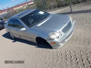 2005 Mercedes-Benz C 240 с VIN WDBRF81J85F585120, выставлен на аукционе IAAI как лот 43453910 с пробегом Не указан миль и . История ставок и продаж доступна на DreamBid. Изображение 1.