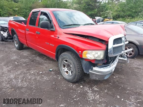 2003 Dodge 2500 ST z VIN 3D7KA28673G718970, wystawiony jako IAAI lot #42124800 z przebiegiem 209 810 mil mil oraz . Historia ofert i sprzedaży dostępna na DreamBid. Obrazek 1.