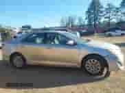 2014 Toyota Camry L with VIN 4T4BF1FK2ER440325, listed as a IAAI auction lot 41423301 with 271,563 mi miles and . Bid and sale history available at DreamBid. Image 13.