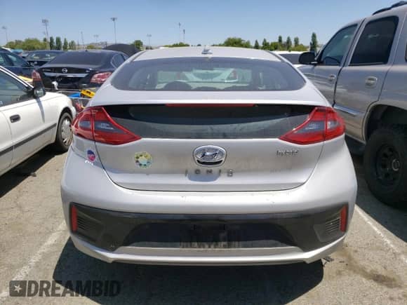 2017 Hyundai Ioniq SEL с VIN KMHC75LCXHU052232, выставлен на аукционе Copart как лот 56150644 с пробегом 113 845 миль миль и Списание • Salvage title. История ставок и продаж доступна на DreamBid. Изображение 6.