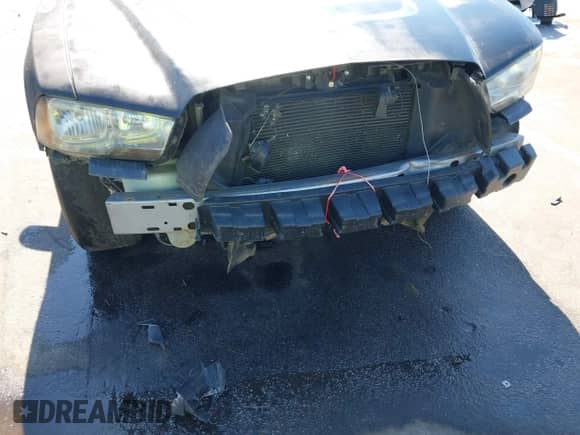 2013 Dodge Charger SE с VIN 2C3CDXBG9DH664064, выставлен на аукционе IAAI как лот 43424369 с пробегом 186 219 миль миль и . История ставок и продаж доступна на DreamBid. Изображение 6.