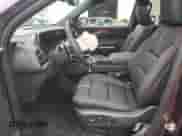 2025 Chevrolet Traverse FWD RS z VIN 1GNERLRS1SJ126566, wystawiony jako Copart lot #44213405 z przebiegiem 81 mil mil oraz Szkoda całkowita • Salvage title. Historia ofert i sprzedaży dostępna na DreamBid. Obrazek 7.