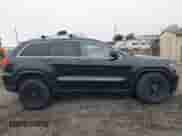 2012 Jeep Grand Cherokee Laredo z VIN 1C4RJFAG0CC293775, wystawiony jako IAAI lot #43186102 z przebiegiem 174 699 mil mil oraz . Historia ofert i sprzedaży dostępna na DreamBid. Obrazek 13.