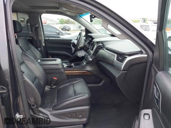 2016 Chevrolet Tahoe LT with VIN 1GNSKBKCXGR275779, listed as a IAAI auction lot 42491546 with 151,382 mi miles and . Bid and sale history available at DreamBid. Image 5.