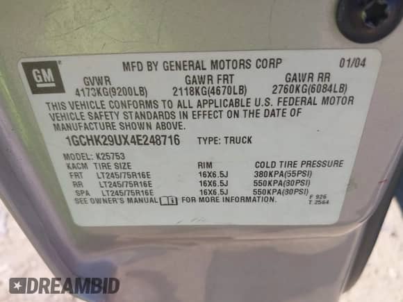 2004 Chevrolet Silverado 2500HD Work Truck z VIN 1GCHK29UX4E248716, wystawiony jako IAAI lot #43273136 z przebiegiem 174 439 mil mil oraz . Historia ofert i sprzedaży dostępna na DreamBid. Obrazek 9.