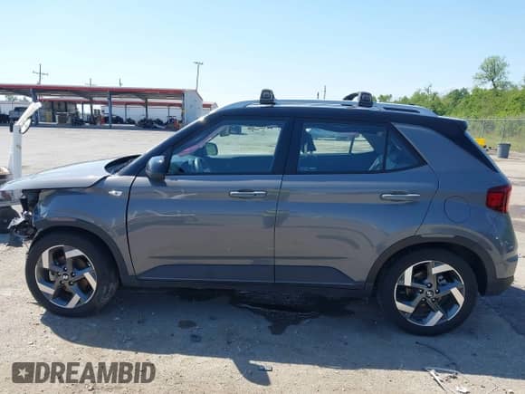 2022 Hyundai Venue SEL с VIN KMHRC8A32NU209421, выставлен на аукционе IAAI как лот 42040565 с пробегом 42 629 миль миль и . История ставок и продаж доступна на DreamBid. Изображение 14.