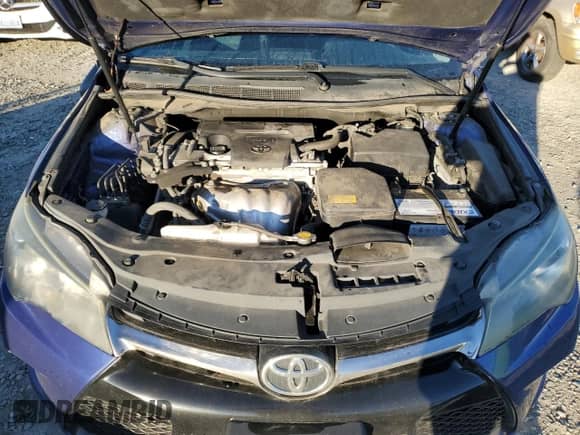 2015 Toyota Camry SE z VIN 4T1BF1FK9FU904870, wystawiony jako Copart lot #86140045 z przebiegiem 186 847 mil mil oraz Szkoda całkowita • Salvage title. Historia ofert i sprzedaży dostępna na DreamBid. Obrazek 11.