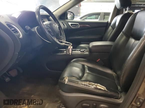 2015 Nissan Pathfinder Platinum with VIN 5N1AR2MM9FC714585, listed as a Copart auction lot 81122225 with 162,033 mi miles and Clean title. Bid and sale history available at DreamBid. Image 7.