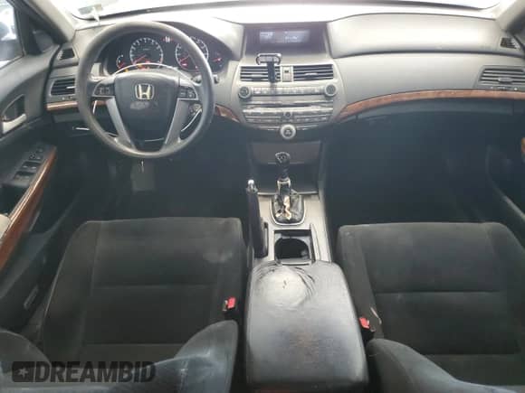 2011 Honda Accord EX with VIN 1HGCP2E76BA095625, listed as a Copart auction lot 52390065 with 271,059 mi miles and Clean title. Bid and sale history available at DreamBid. Image 8.