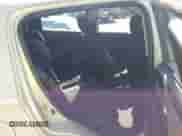 2016 Chevrolet Spark LS z VIN KL8CB6SA2GC569207, wystawiony jako IAAI lot #43328567 z przebiegiem 65 625 mil mil oraz . Historia ofert i sprzedaży dostępna na DreamBid. Obrazek 8.