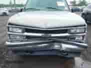 1999 Chevrolet Silverado 2500 с VIN 1GCGC24R2XF004021, выставлен на аукционе IAAI как лот 42436623 с пробегом 247 904 миль миль и . История ставок и продаж доступна на DreamBid. Изображение 6.