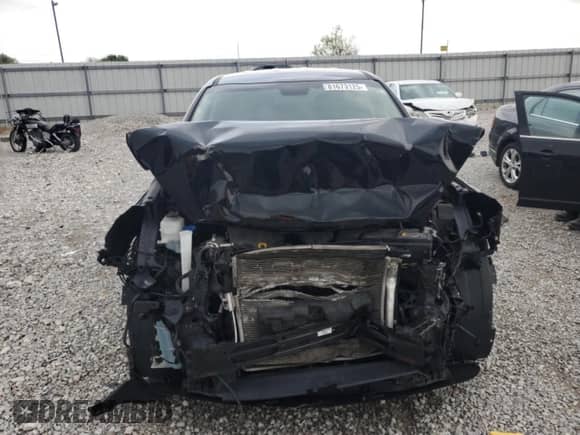 2020 Kia Sorento LX z VIN 5XYPG4A52LG622528, wystawiony jako Copart lot #81673125 z przebiegiem Nie podano mil oraz Szkoda całkowita • Salvage title. Historia ofert i sprzedaży dostępna na DreamBid. Obrazek 5.