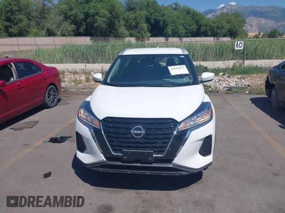 2024 Nissan Kicks SV z VIN 3N1CP5CV7RL517540, wystawiony jako IAAI lot #42643675 z przebiegiem 23 950 mil mil oraz . Historia ofert i sprzedaży dostępna na DreamBid. Obrazek 12.