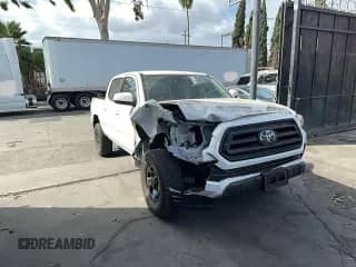 2021 Toyota Tacoma SR z VIN 3TYAX5GN1MT032459, wystawiony jako Copart lot #86546575 z przebiegiem 47 631 mil mil oraz Szkoda całkowita • Salvage title. Historia ofert i sprzedaży dostępna na DreamBid. Obrazek 1.