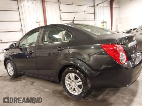 2013 Chevrolet Sonic LT with VIN 1G1JC5SB7D4218872, listed as a IAAI auction lot 42688168 with 113,172 mi miles and . Bid and sale history available at DreamBid. Image 14.