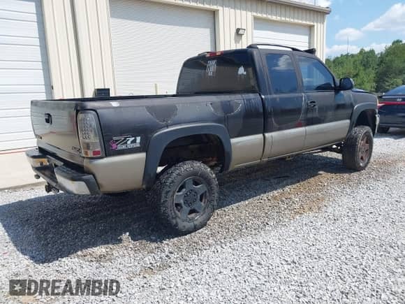 2000 GMC Sierra 1500 SLE с VIN 2GTEK19T6Y1243704, выставлен на аукционе IAAI как лот 42855840 с пробегом 274 685 миль миль и . История ставок и продаж доступна на DreamBid. Изображение 4.