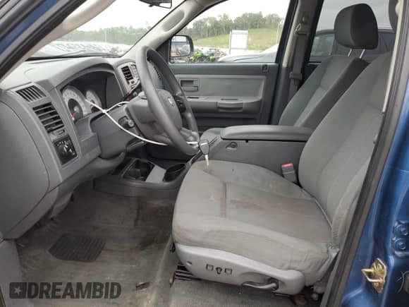 2005 Dodge Dakota SLT with VIN 1D7HW48N25S269367, listed as a Copart auction lot 83964315 with 119,851 mi miles and Clean title. Bid and sale history available at DreamBid. Image 7.