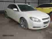 2010 Chevrolet Malibu 2LT z VIN 1G1ZD5EB6AF143030, wystawiony jako IAAI lot #43394355 z przebiegiem 112 558 mil mil oraz . Historia ofert i sprzedaży dostępna na DreamBid. Obrazek 1.