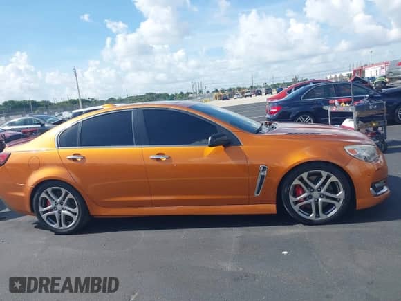 2017 Chevrolet SS z VIN 6G3F15RW4HL310063, wystawiony jako IAAI lot #42535052 z przebiegiem 110 080 mil mil oraz . Historia ofert i sprzedaży dostępna na DreamBid. Obrazek 13.