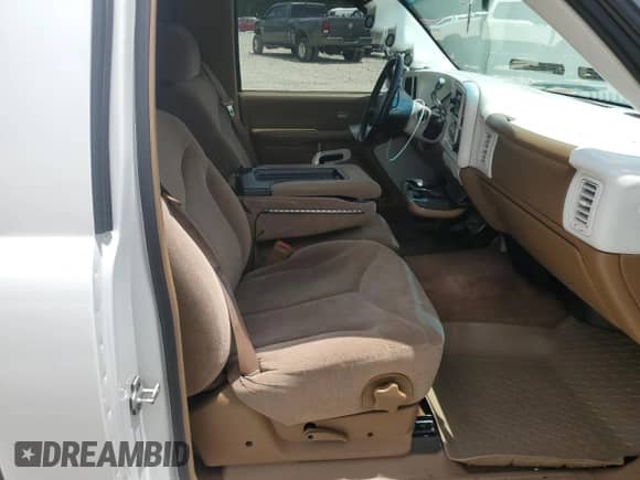 2000 GMC Sierra 1500 SL with VIN 1GTEC14V5YZ231749, listed as a Copart auction lot 65427385 with 98,959 mi miles and Salvage title. Bid and sale history available at DreamBid. Image 10.