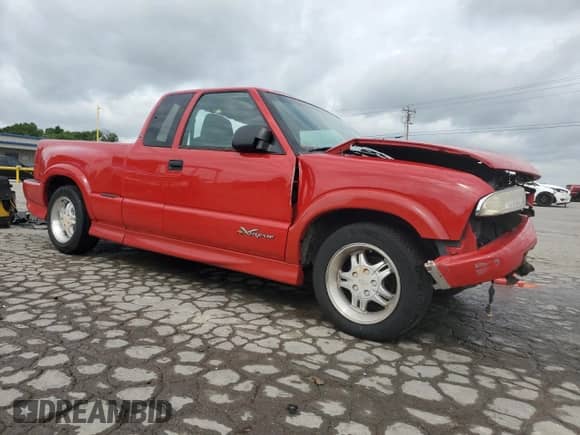 2000 Chevrolet S-10 LS z VIN 1GCCS19W0Y8291956, wystawiony jako Copart lot #61046625 z przebiegiem Nie podano mil oraz Szkoda całkowita • Salvage title. Historia ofert i sprzedaży dostępna na DreamBid. Obrazek 4.