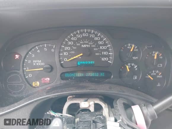 2005 GMC Sierra 1500 SLE z VIN 2GTEC19TX51217941, wystawiony jako IAAI lot #41333257 z przebiegiem 273 832 mil mil oraz . Historia ofert i sprzedaży dostępna na DreamBid. Obrazek 7.