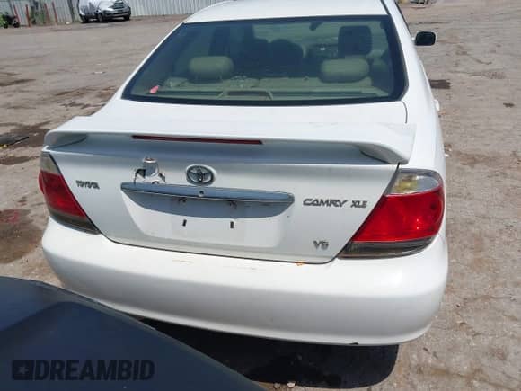2005 Toyota Camry LE with VIN 4T1BF32K45U083497, listed as a IAAI auction lot 42763595 with 178,347 mi miles and . Bid and sale history available at DreamBid. Image 16.