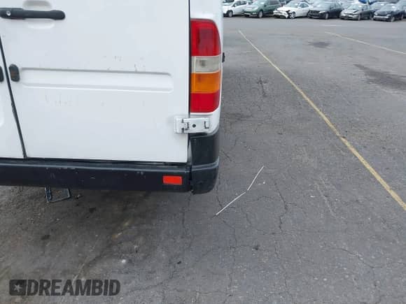 2004 Dodge Sprinter с VIN WD2PD744445627199, выставлен на аукционе IAAI как лот 42652364 с пробегом 438 765 миль миль и . История ставок и продаж доступна на DreamBid. Изображение 6.