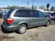 2004 Dodge Caravan SE with VIN 1D4GP24R04B520727, listed as a Copart auction lot 52002475 with 164,954 mi miles and Salvage title. Bid and sale history available at DreamBid. Image 3.