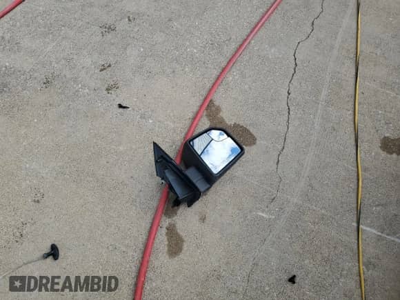 2016 Ford F-150 XL z VIN 1FTMF1E80GKE78809, wystawiony jako Copart lot #82128535 z przebiegiem 117 544 mil mil oraz Szkoda całkowita • Salvage title. Historia ofert i sprzedaży dostępna na DreamBid. Obrazek 12.