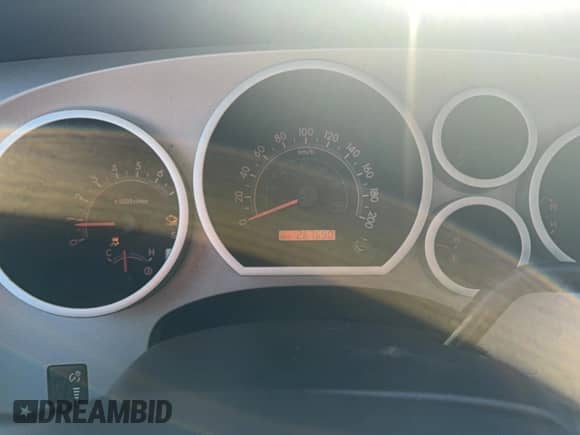 2008 Toyota Tundra с VIN 5TBRT54188S458224, выставлен на аукционе Copart как лот 90619885 с пробегом 267 690 миль миль и Чистый • Clean title. История ставок и продаж доступна на DreamBid. Изображение 8.