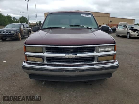 1999 Chevrolet Suburban с VIN 3GNEC16R9XG186868, выставлен на аукционе Copart как лот 67145805 с пробегом 296 144 миль миль и Списание • Salvage title. История ставок и продаж доступна на DreamBid. Изображение 5.