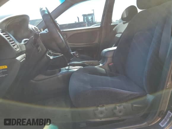 2003 Hyundai Sonata с VIN KMHWF25S43A729465, выставлен на аукционе Copart как лот 57914175 с пробегом 202 586 миль миль и Списание • Salvage title. История ставок и продаж доступна на DreamBid. Изображение 7.