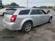 2005 Dodge Magnum RT with VIN 2D8GV58235H637844, listed as a Copart auction lot 51126945 with 132,240 mi miles and Salvage title. Bid and sale history available at DreamBid. Image 3.