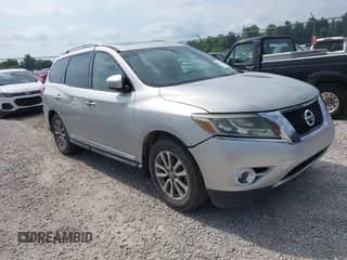2014 Nissan Pathfinder SL with VIN 5N1AR2MN6EC735904, listed as a IAAI auction lot 42817020 with 190,936 mi miles and . Bid and sale history available at DreamBid. Image 1.