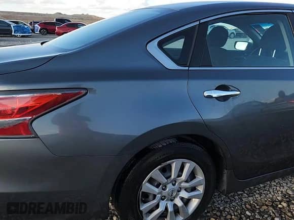 2015 Nissan Altima SL with VIN 1N4AL3AP0FN310692, listed as a Copart auction lot 81451965 with 140,982 mi miles and Salvage title. Bid and sale history available at DreamBid. Image 13.
