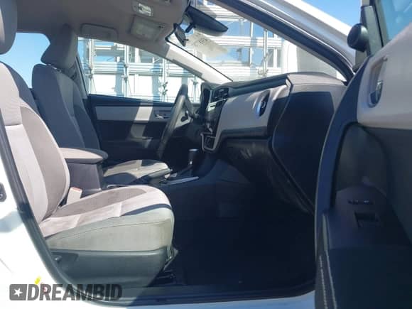 2019 Toyota Corolla SE с VIN 2T1BURHE1KC189736, выставлен на аукционе IAAI как лот 43187787 с пробегом 94 687 миль миль и . История ставок и продаж доступна на DreamBid. Изображение 5.