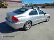 2005 Volvo S60 с VIN YV1RH592152430661, выставлен на аукционе IAAI как лот 43394681 с пробегом 131 291 миль миль и . История ставок и продаж доступна на DreamBid. Изображение 4.
