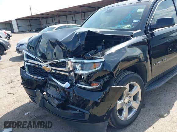 2017 Chevrolet Suburban LT с VIN 1GNSKHKC1HR373538, выставлен на аукционе IAAI как лот 42858775 с пробегом Не указан миль и . История ставок и продаж доступна на DreamBid. Изображение 6.