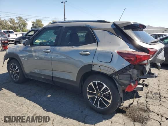 2024 Chevrolet TrailBlazer LT with VIN KL79MPS28RB132666, listed as a Copart auction lot 71562345 with 27,245 mi miles and Salvage title. Bid and sale history available at DreamBid. Image 2.