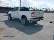 2020 Ram 1500 Big Horn z VIN 1C6RREBT8LN357605, wystawiony jako IAAI lot #41937861 z przebiegiem 69 258 mil mil oraz . Historia ofert i sprzedaży dostępna na DreamBid. Obrazek 3.