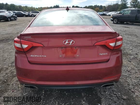 2015 Hyundai Sonata Sport z VIN 5NPE34AF2FH042558, wystawiony jako Copart lot #86544455 z przebiegiem 72 012 mil mil oraz Szkoda całkowita • Salvage title. Historia ofert i sprzedaży dostępna na DreamBid. Obrazek 6.