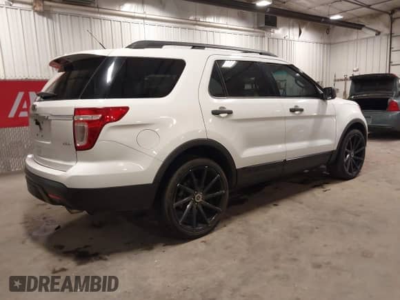 2013 Ford Explorer с VIN 1FM5K8B83DGA89606, выставлен на аукционе IAAI как лот 43281619 с пробегом 187 310 миль миль и . История ставок и продаж доступна на DreamBid. Изображение 4.