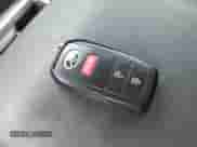 2024 Toyota Tacoma SR5 z VIN 3TYLB5JN8RT056829, wystawiony jako IAAI lot #43202811 z przebiegiem 5 867 mil mil oraz . Historia ofert i sprzedaży dostępna na DreamBid. Obrazek 11.