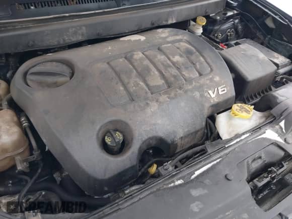 2019 Dodge Journey Crossroad z VIN 3C4PDDGG4KT751993, wystawiony jako IAAI lot #41243370 z przebiegiem 198 592 mil mil oraz . Historia ofert i sprzedaży dostępna na DreamBid. Obrazek 6.